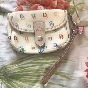 DOONEY & BOURKE Flap Wristlet